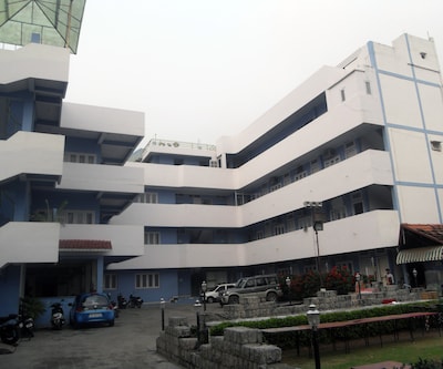 Hotel Surana Palace
